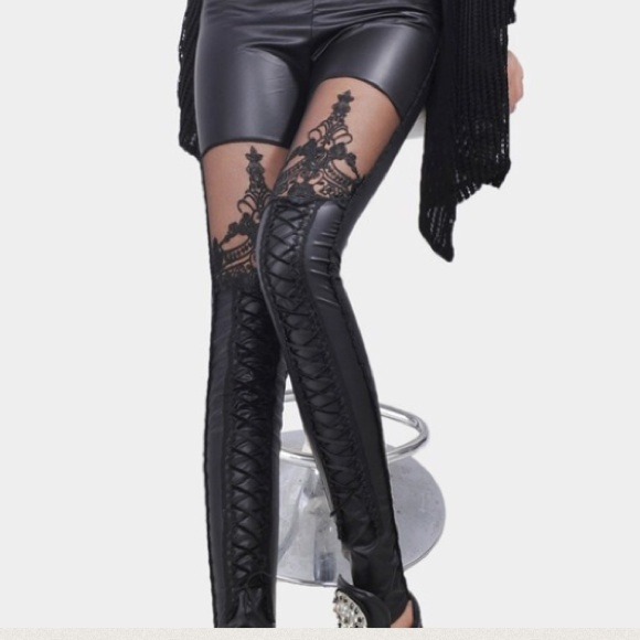 💋Black lace up garter leggings NEW!