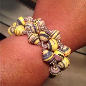 Paper bead stretch bracelet