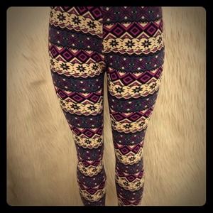 CUTE NEW AZTEC TRIBAL COLORFUL PRINT LEGGINGS !