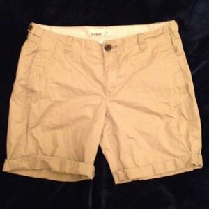 Women's khaki shorts