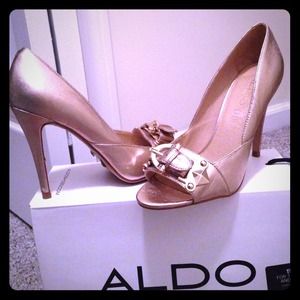 Gold Heels - Aldo 👠✨❤️👌
