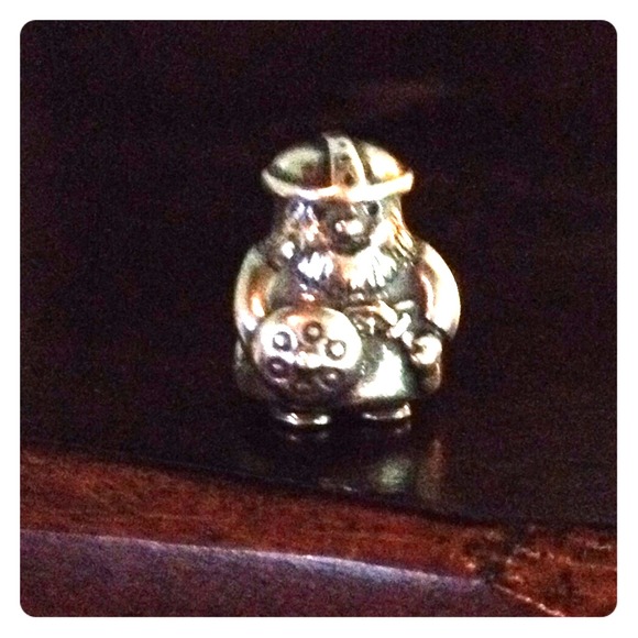 PANDORA adorable Viking charm