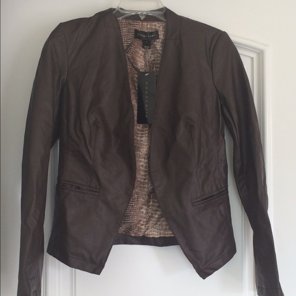 Bagatelle: dark brown