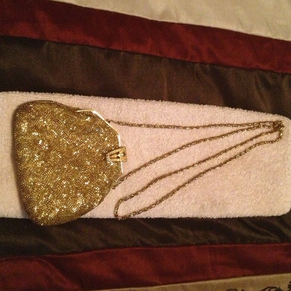 Absolute vintage 1940s gold formal dress purse