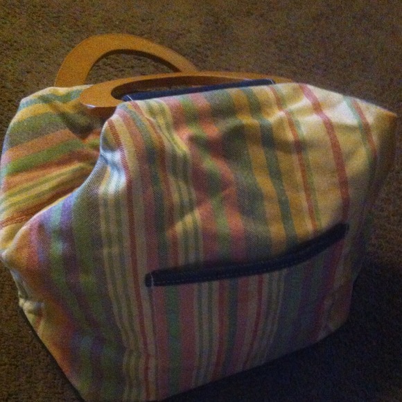 Cute wood Handel purse