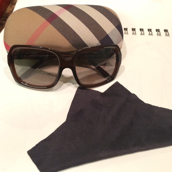Burberry sunglasses