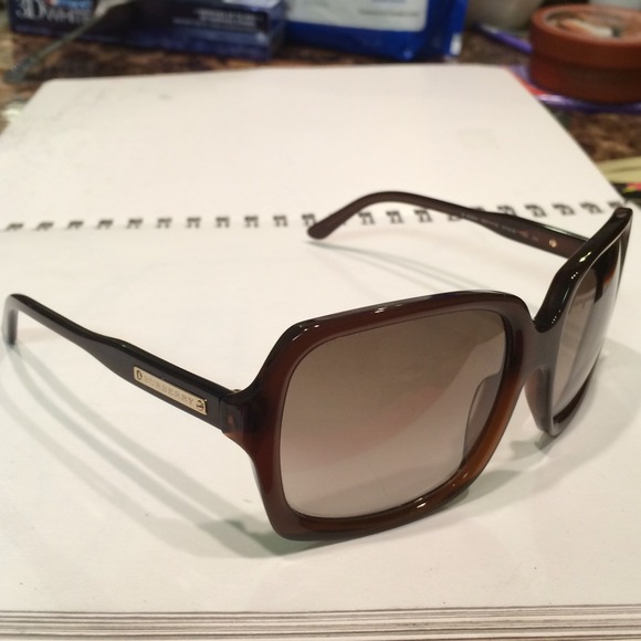 Burberry sunglasses