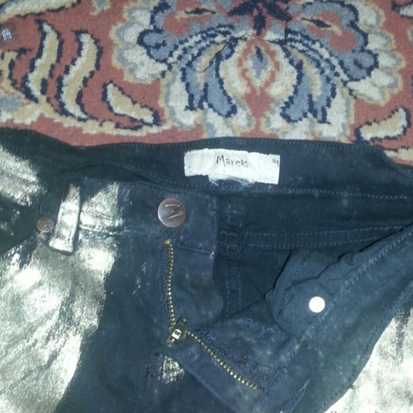 Black skinny jeans with gold coloring - Picture 3 of 3
