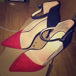 ZARA Suede Heels Size 36 used in good condition