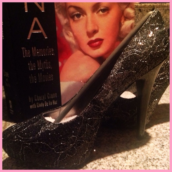 Carlos Santana Shoes - Can you handle the sparkle? LAST PAIR!