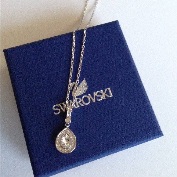 Swarovski 1920's inspired necklace