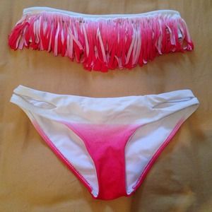 🚫SOLDon vinted🚫 Pink & White ombré fringe bikini