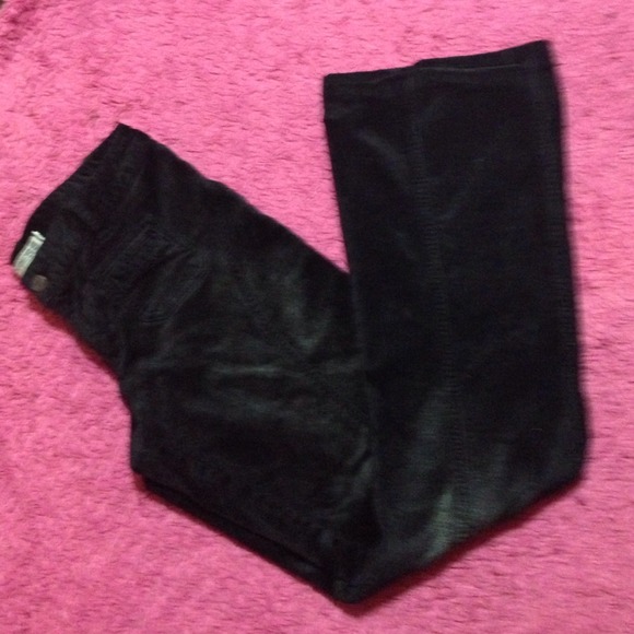 Express cudoroy with stretch black pants! Cute!💖