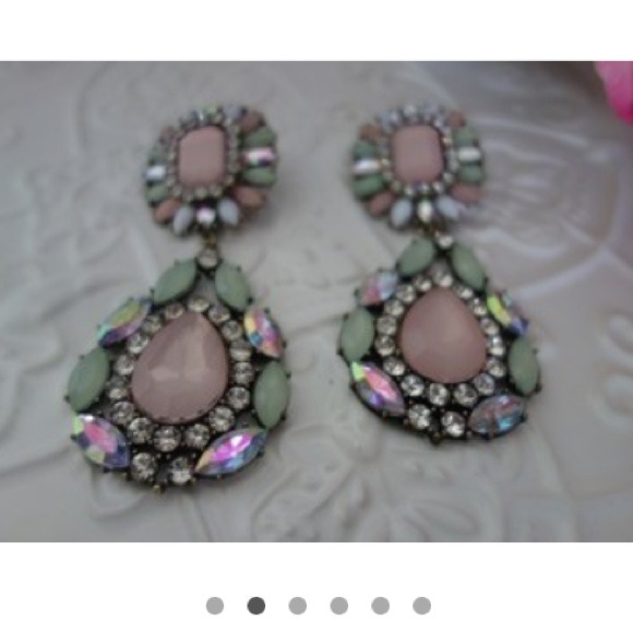 Pastel Devine - Picture 2 of 2