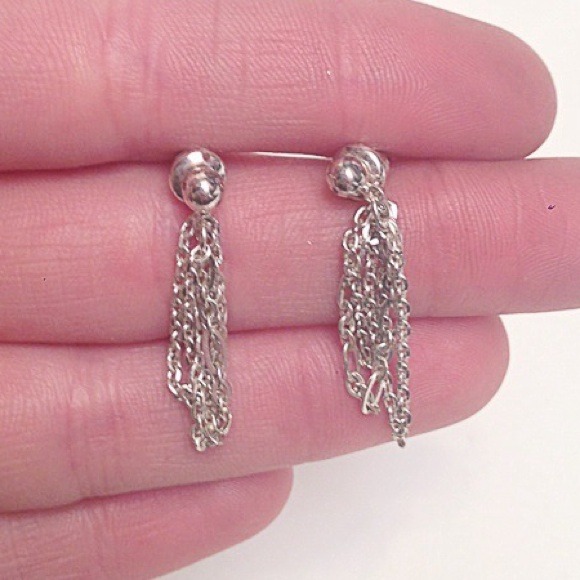 💐Looping Chain Post Back Earrings
