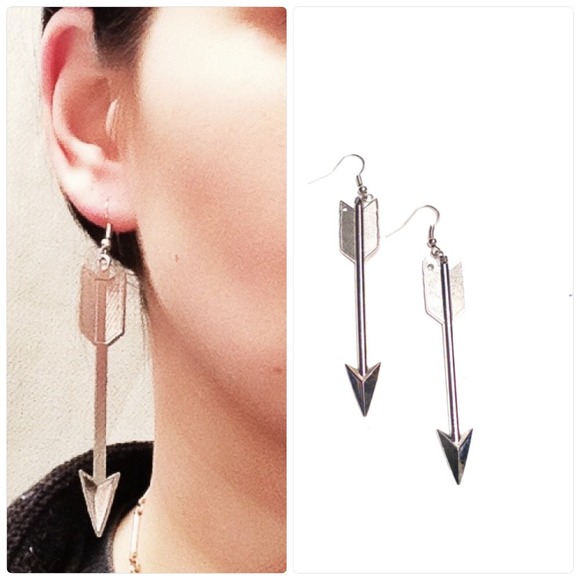💐ARROW EARRINGS