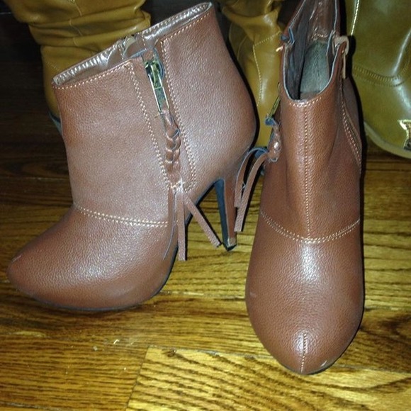 Boots - Picture 1 of 1