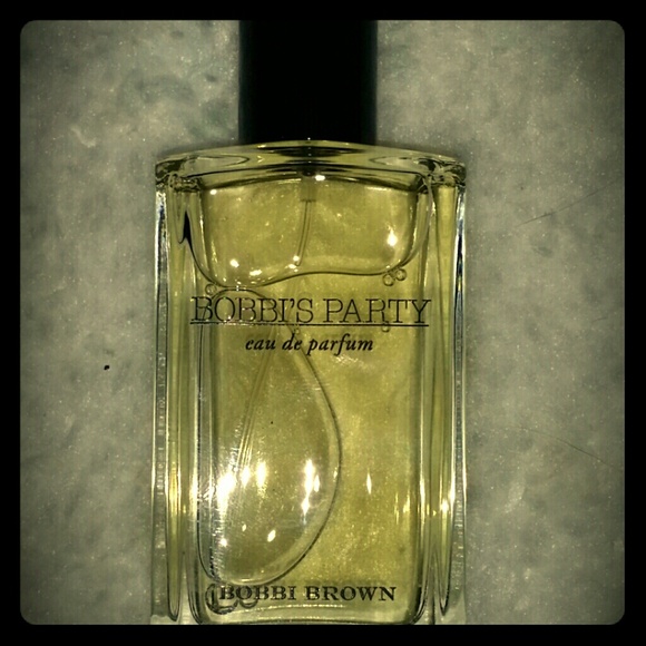 Bobbi's Party Eau De perfume 1.7oz