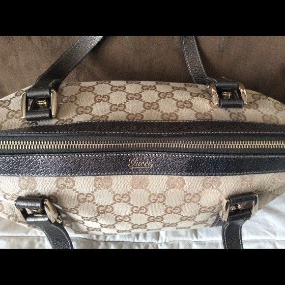 👜Pre-owned authentic Gucci - Picture 2 of 4