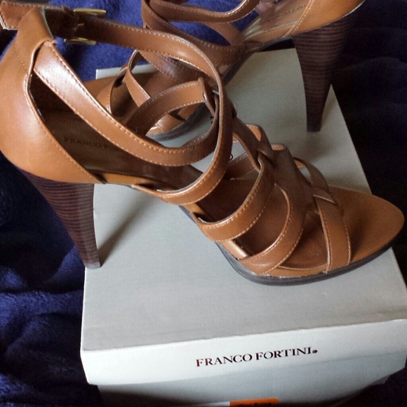 Dress Sandals - Picture 3 of 4