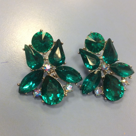 Teal green crystal diamond Ear ring