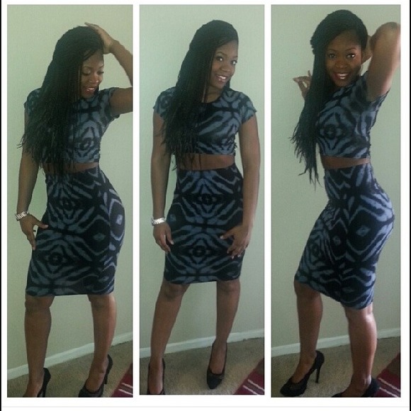 Sold 🎉🎉🎉Two piece midi dress