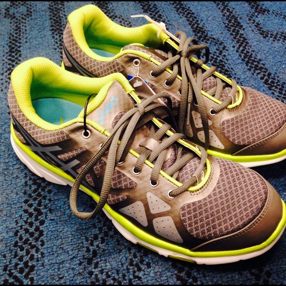 🌟 Asics🌟