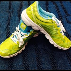 ⚡️ New Balance ⚡️