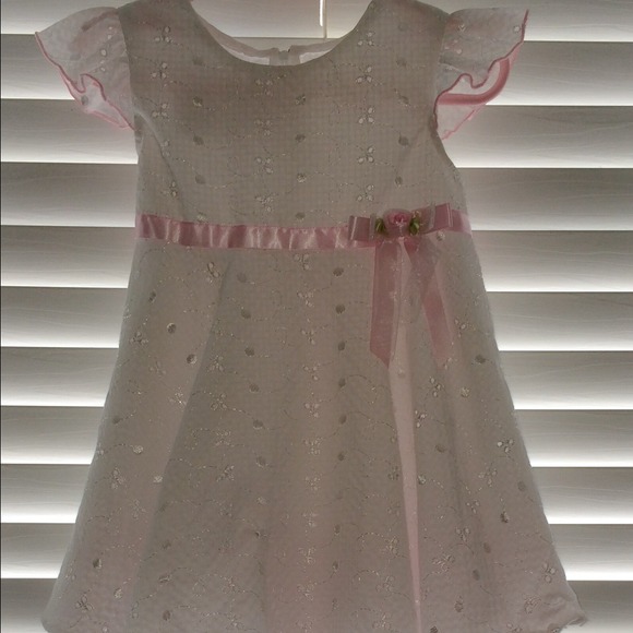 🆕 Beautiful white eyelet dress - Picture 4 of 4