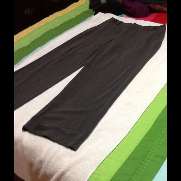 Hemmed grey dress pants