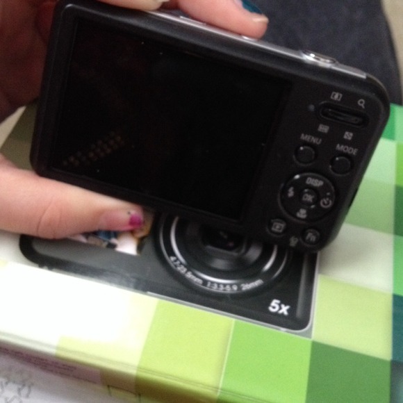 Samsung camera - Picture 3 of 4