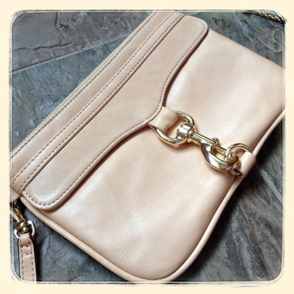 Rebecca Minkoff Bags - Rebecca Minkoff Skinny Mac in Sand Rebecca Minkoff Bags - Rebecca Minkoff Skinny Mac in Sand