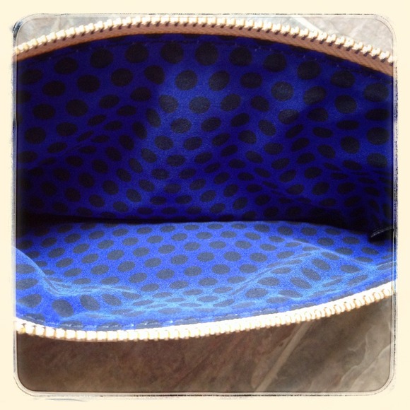 Rebecca Minkoff Bags - Rebecca Minkoff Skinny Mac in Sand Rebecca Minkoff Bags - Rebecca Minkoff Skinny Mac in Sand