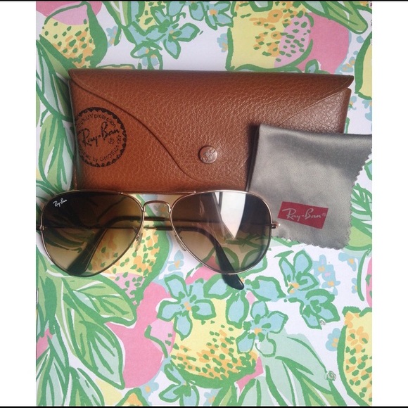 Women's Ray-ban aviators