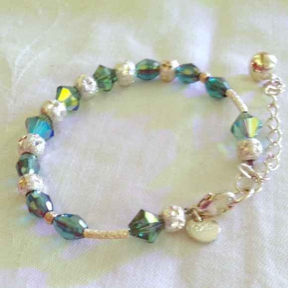 ❤️GREEN AN 925 STERLING &SW CRYSTALS❤️