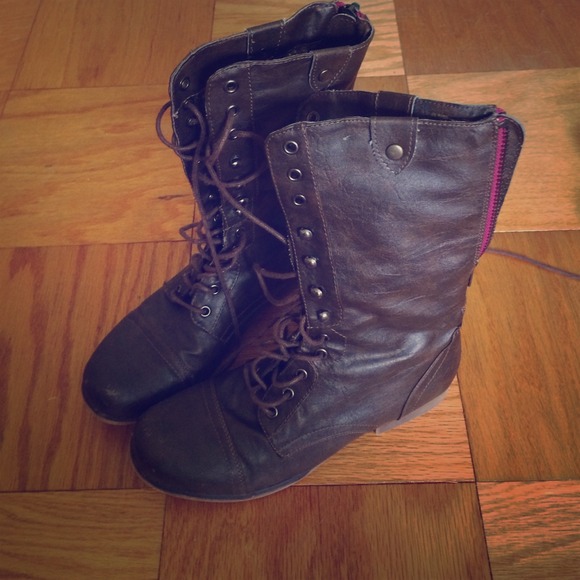 Madden girl combat boots