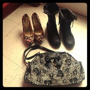 Purse, Heels, and Boots (Bundle) !!!