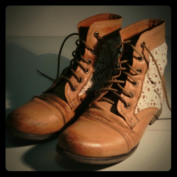 Steve Madden Thunder-c Crochet Boots