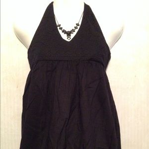 Black halter top NWOT🌻