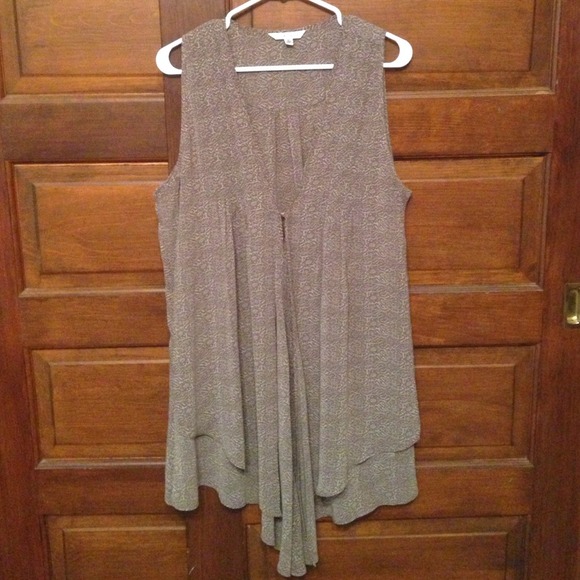 REDUCED! NWOT Cabi vest blouse - never been worn!