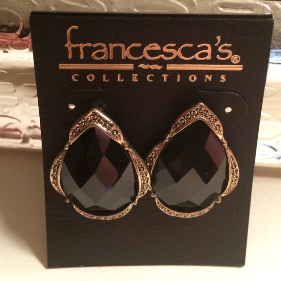 Black Francesca's collection earrings!