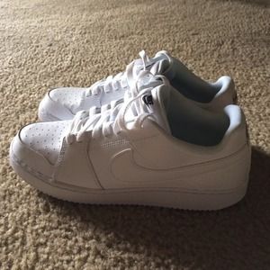 Sold ❌All white Nike Sneakers *Backboard II*
