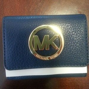 Authentic Michael Kors coin / card wallet Navy