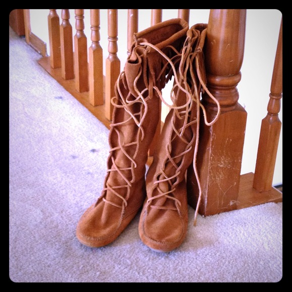Minnetonka boots