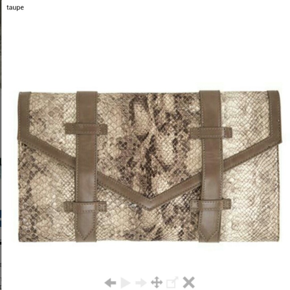 **SOLD**Shiraleah Clutch