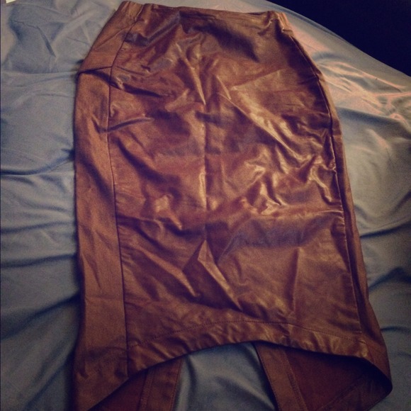 High waisted skirt