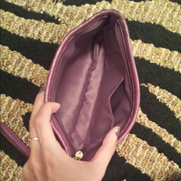 Coach wristlet - Picture 3 of 3