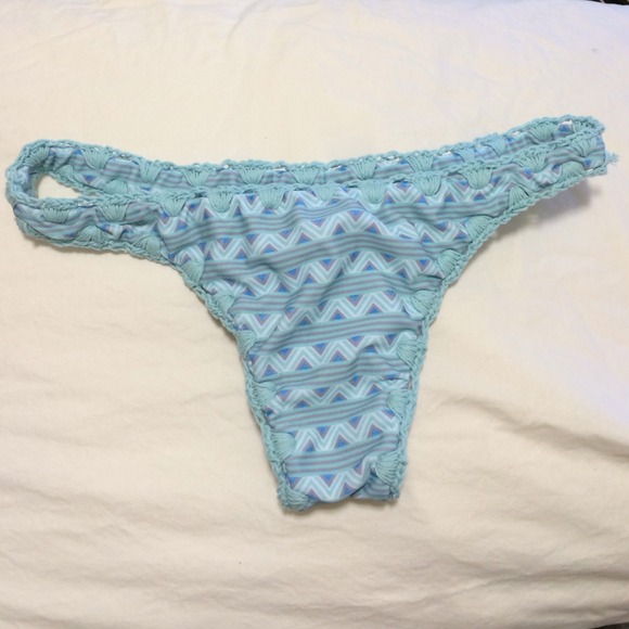 Posh Pua Hala Bikini in Mint Kappa