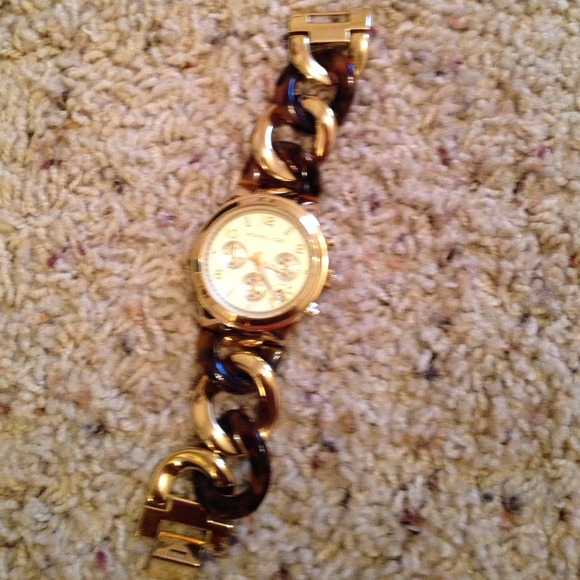 SOLD!! - Picture 3 of 3