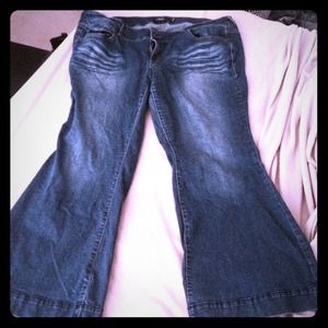 Amazing comfy stretchy Torrid jeans